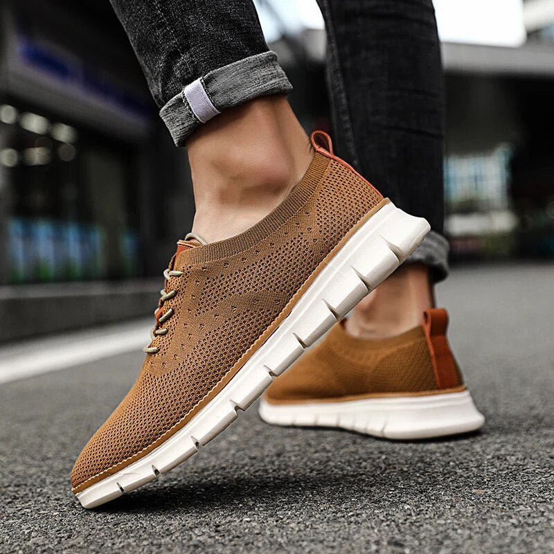 Stride Walk Men's Comfortable Casual Shoes (Brown)